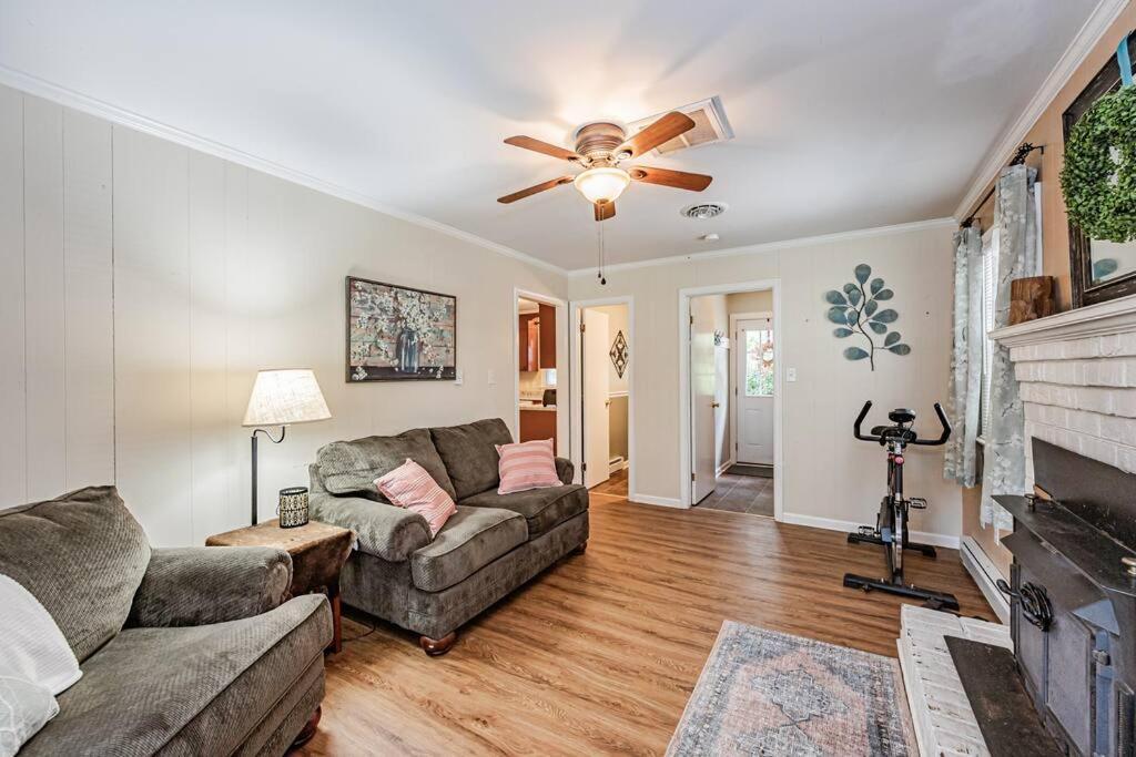 Kelly'S Comfortable Quinton Home Zewnętrze zdjęcie