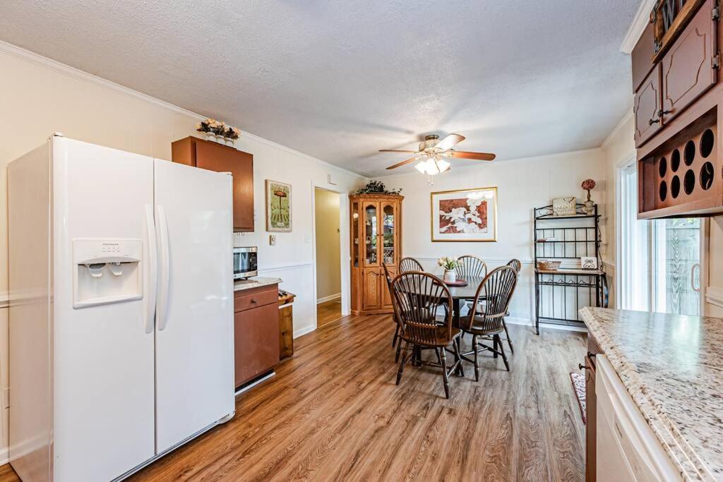 Kelly'S Comfortable Quinton Home Zewnętrze zdjęcie